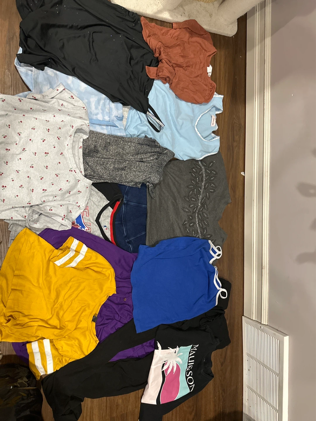 Assorted Women and girls clothing Bundle