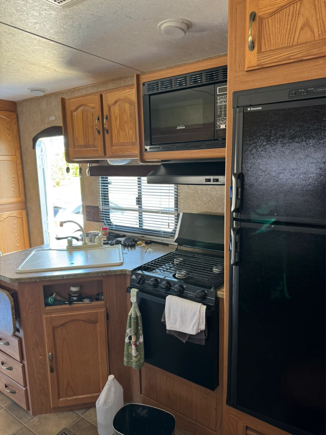 Keystone Springdale Fifth Wheel Camper - photo 4