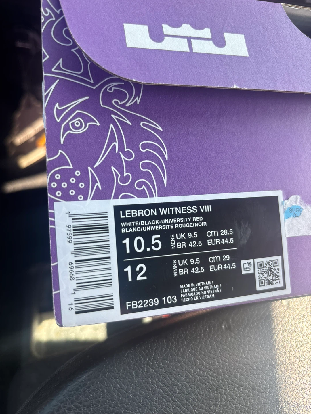 Nike LeBron Witness VIII basketball shoes - photo 3