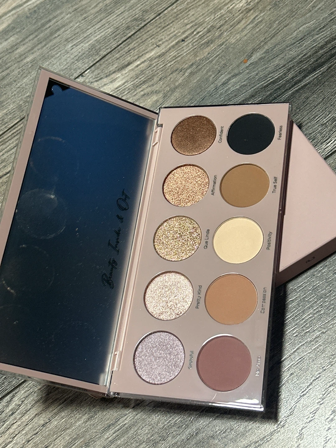 DOMINIQUE Essential Palette Eyeshadow - photo 5