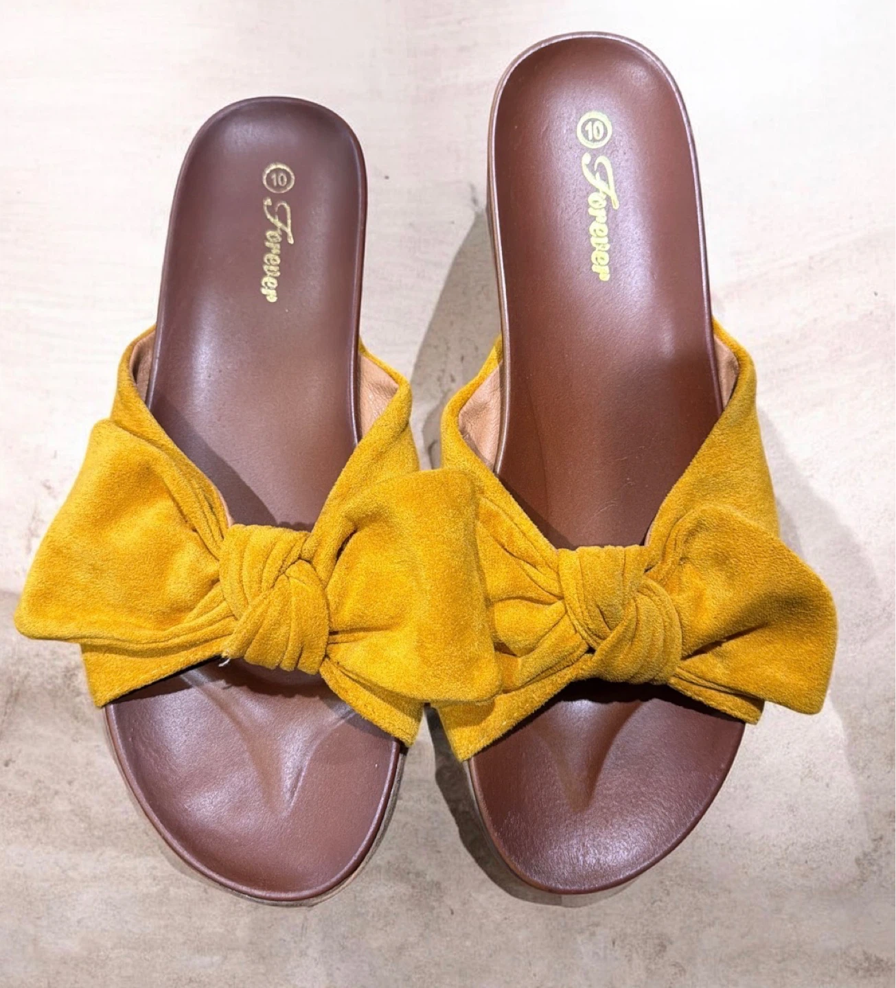 Forever Yellow Bow Sandals Women's Size 10