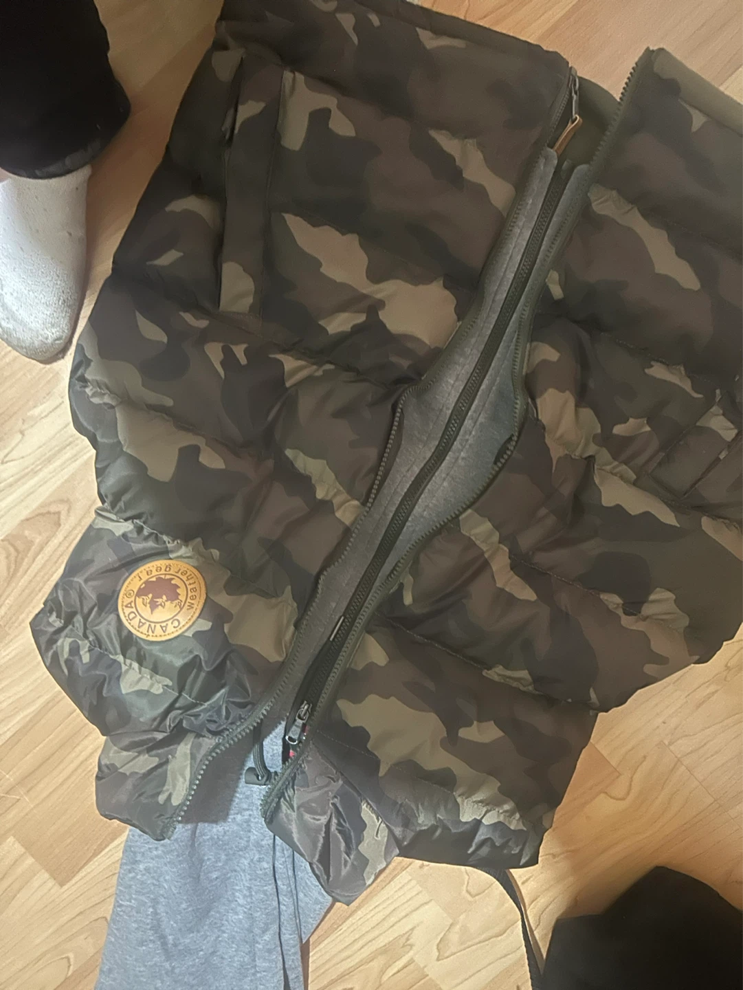 Canada Weathergear Camo Puffer Vest with Hoodie - photo 4