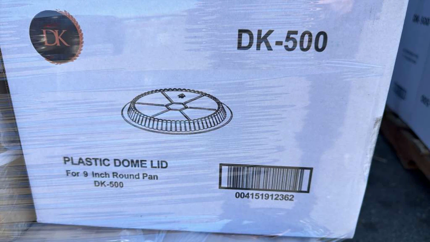 500 Aluminum 9" Round Pans with Plastic Dome Lids - photo 2