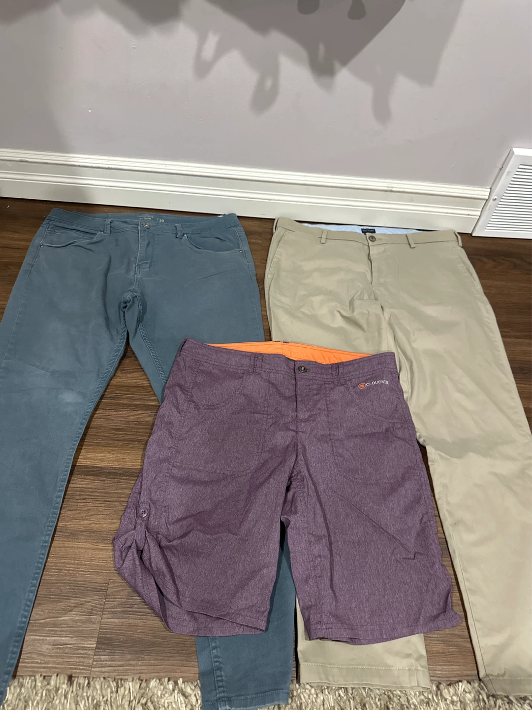 Bundle of 3 Men's Pants and Shorts