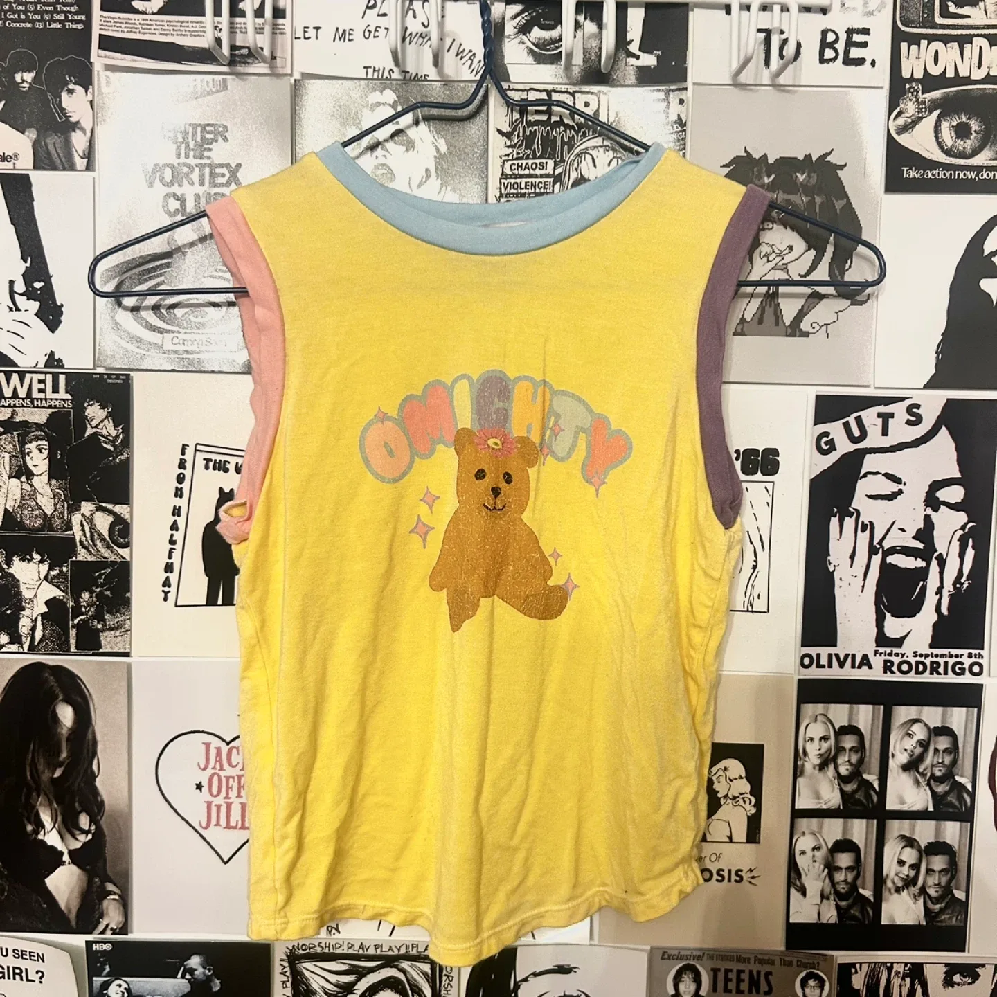 omighty Graphic Bear Pastel Tank Top