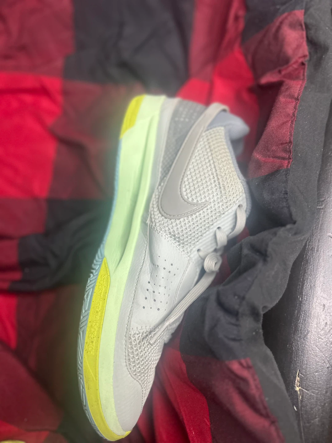 Nike Basketball Shoes - photo 2