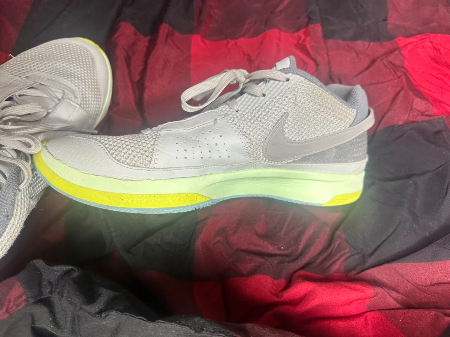 Nike Basketball Shoes - photo 3