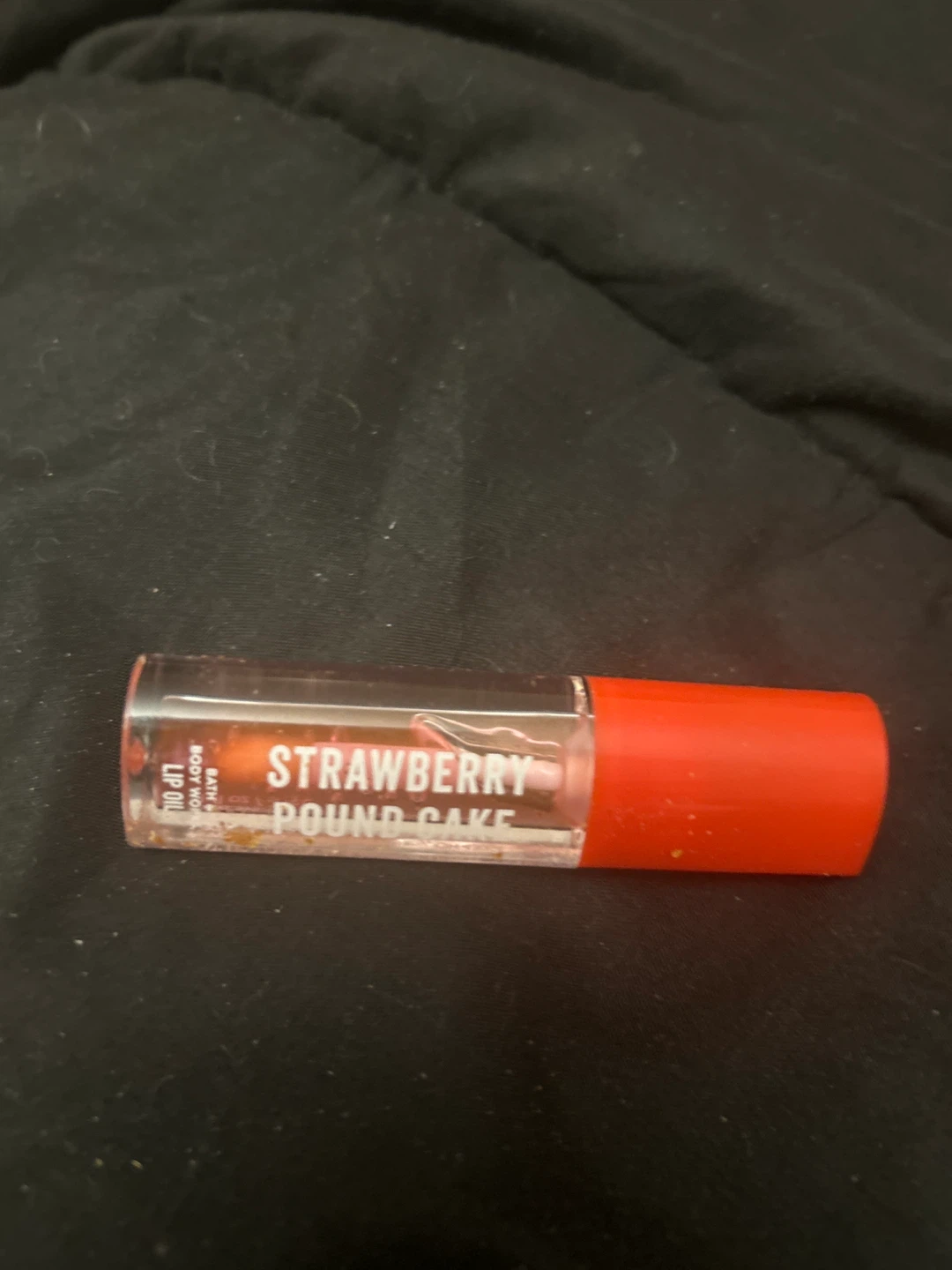 Bath & Body Works Strawberry Pound Cake Lip Oil