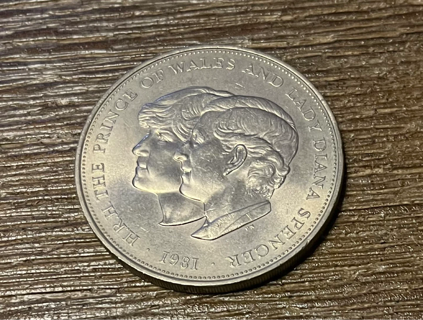 1981 Prince Charles Lady Diana Collectible Commemorative Coin 🪙