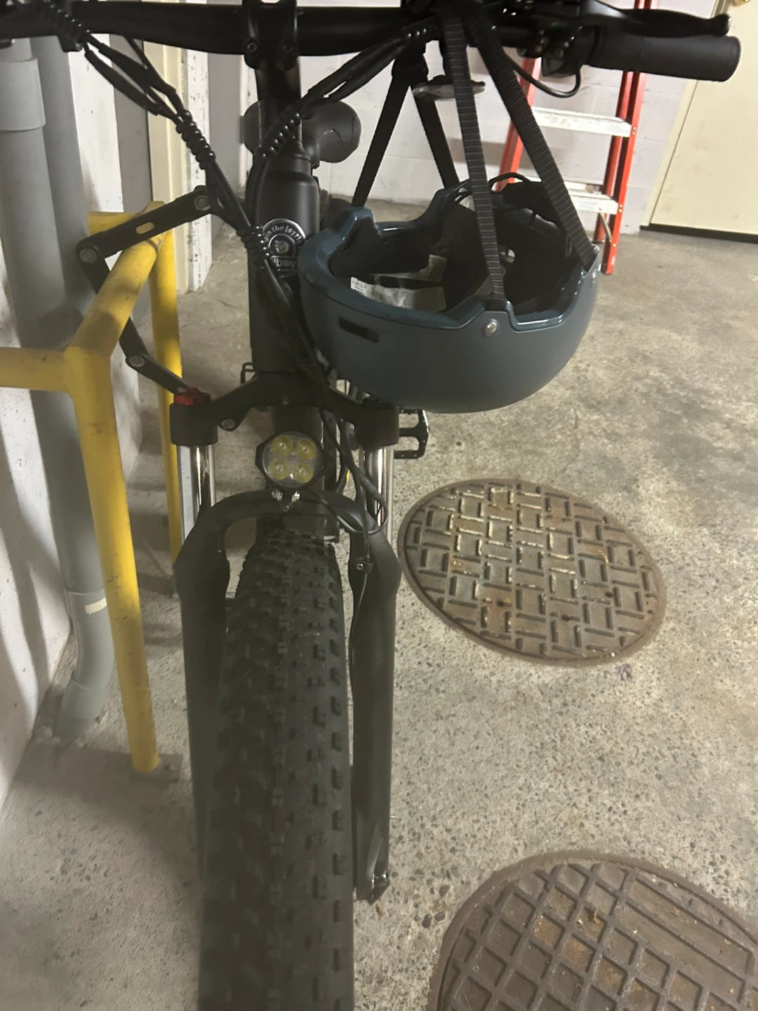 Hiboy P6 Electric Fat Tire Bike with Helmet - photo 4
