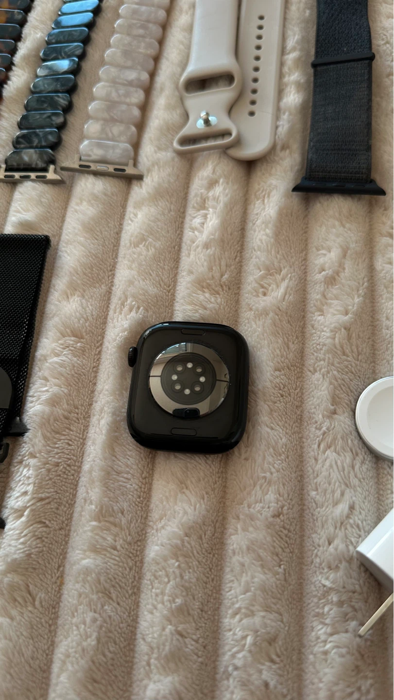 Series 10 Apple Watch 46mm With Cellular (with many bands) - photo 3