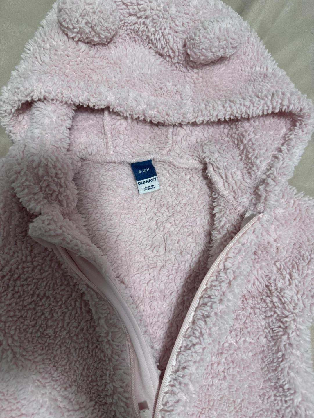 Old Navy Baby Pink Sherpa Bunting Suit 6-12 Months - photo 2