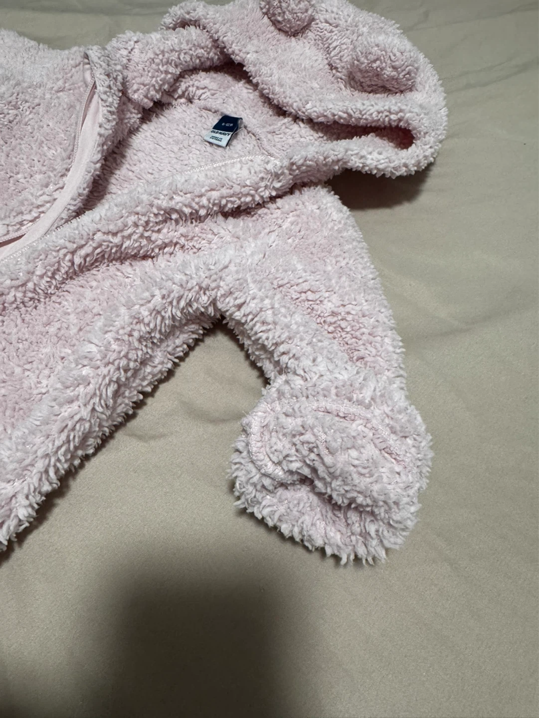 Old Navy Baby Pink Sherpa Bunting Suit 6-12 Months - photo 3