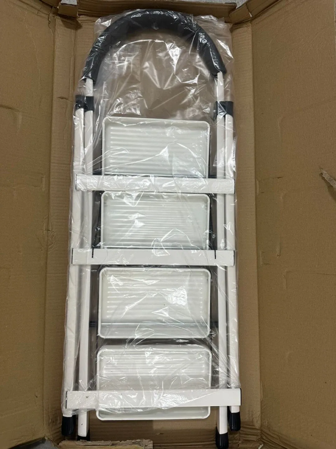 White 4-Step Stool Ladder with Tray Shelves