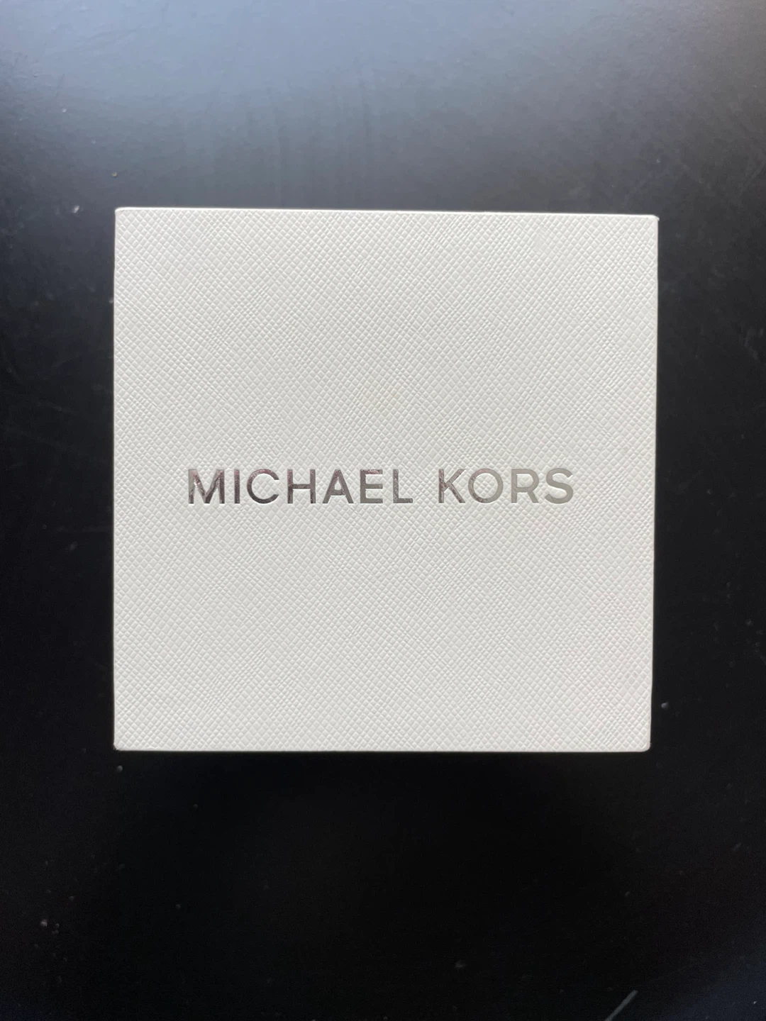Michael Kors Runway Rose Gold Watch MK5778 - Barely Worn - photo 2