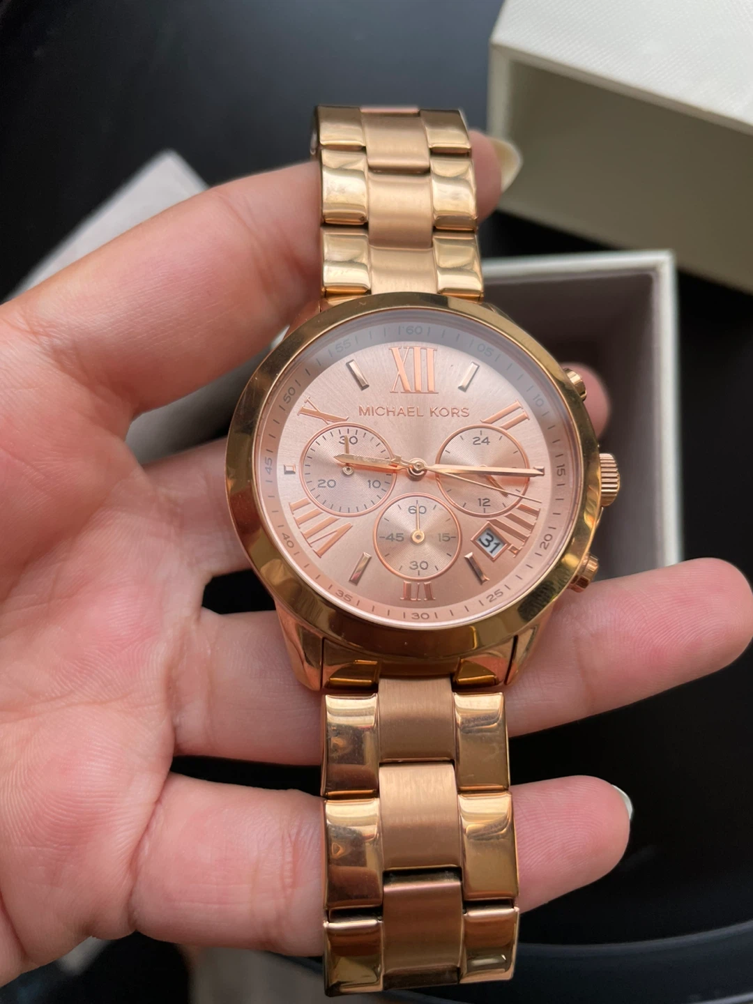 Michael Kors Runway Rose Gold Watch MK5778 - Barely Worn - photo 3