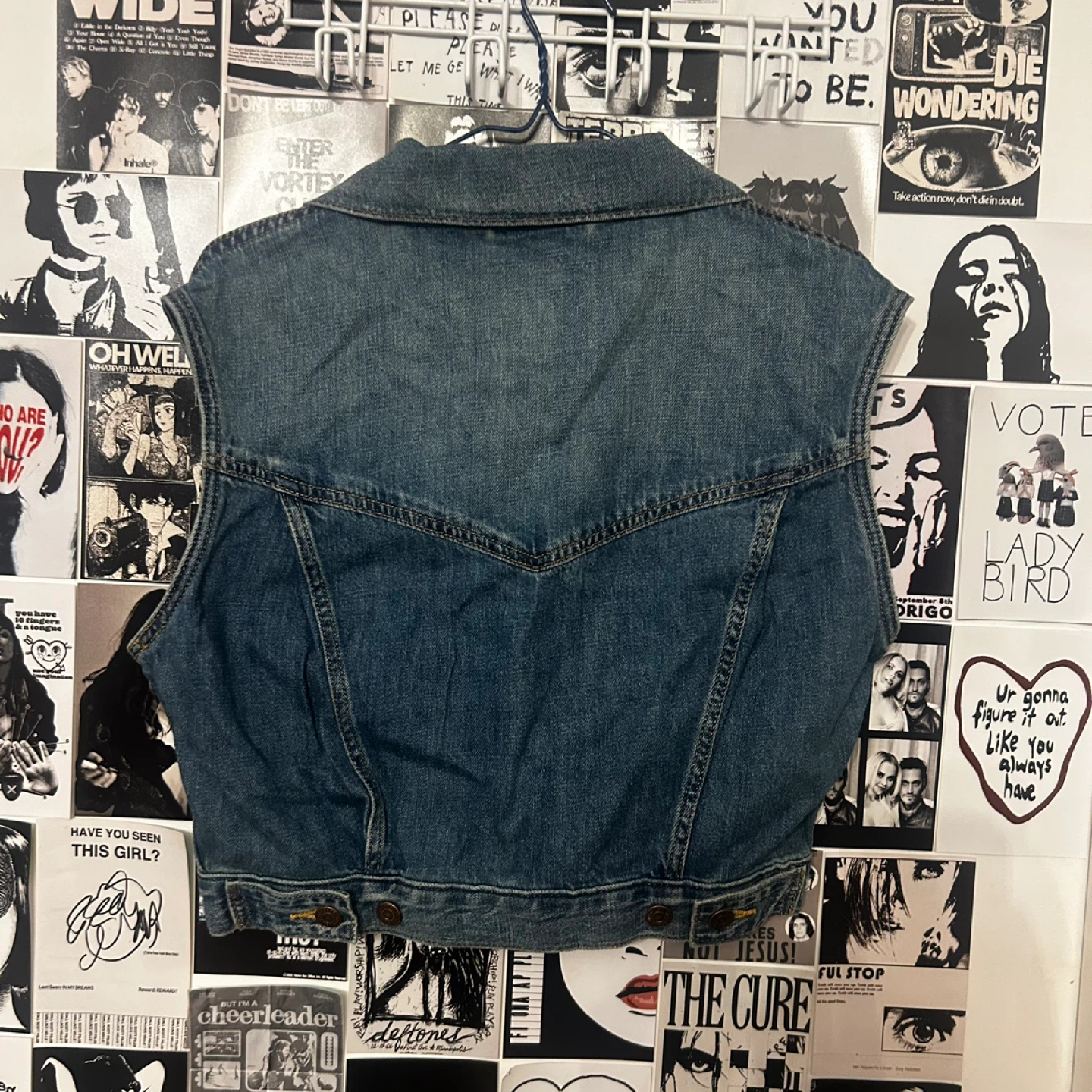 Levi’s Shrunken 90s Lightweight Denim Vest - photo 3