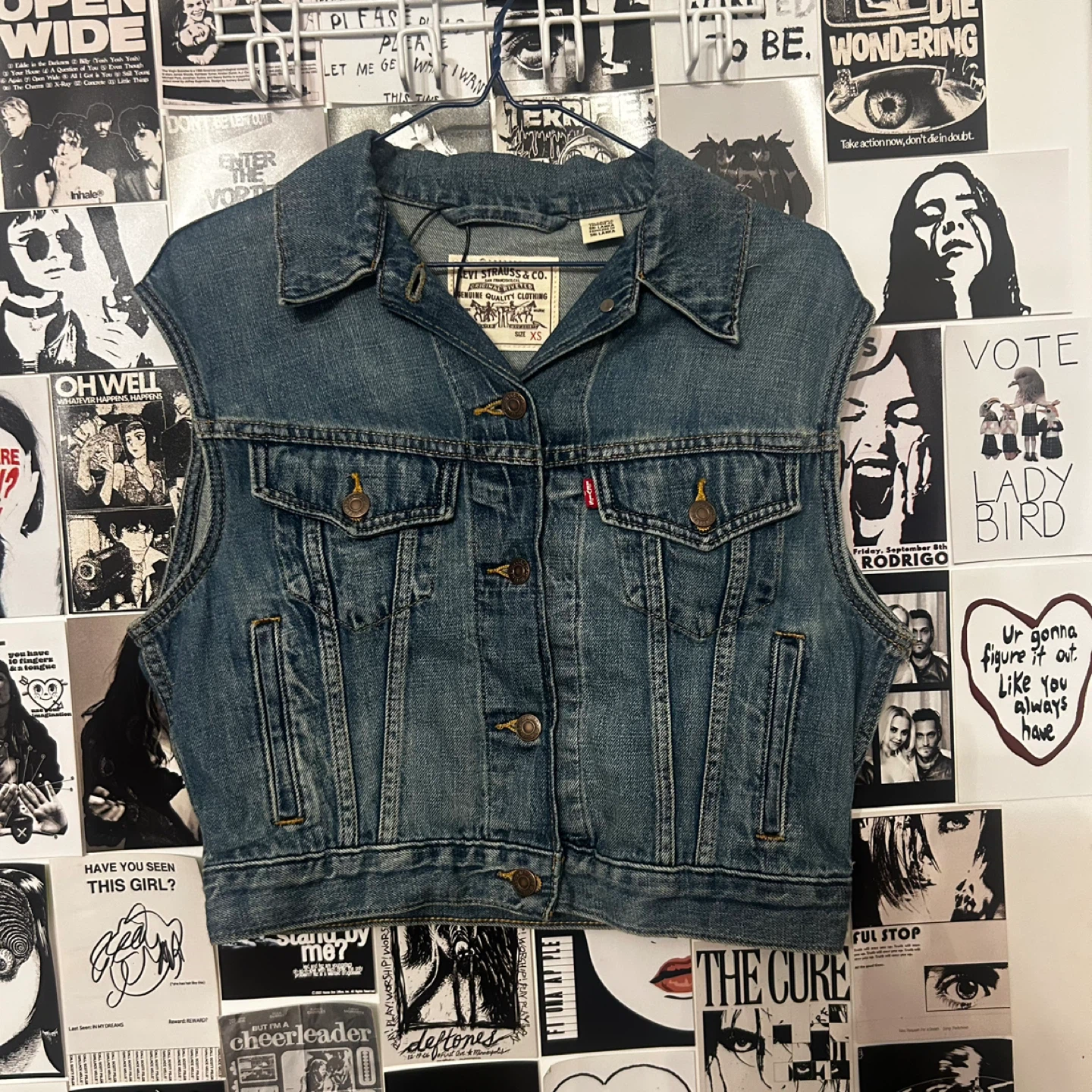Levi’s Shrunken 90s Lightweight Denim Vest