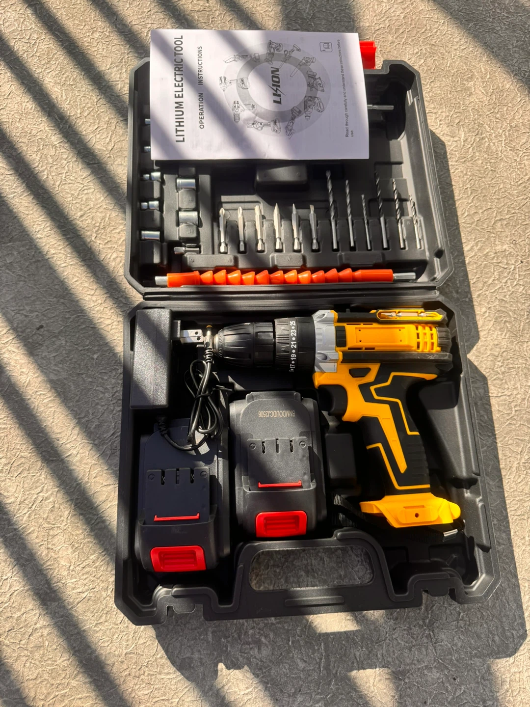 Cordless Drill Set with two Batteries and all accessories