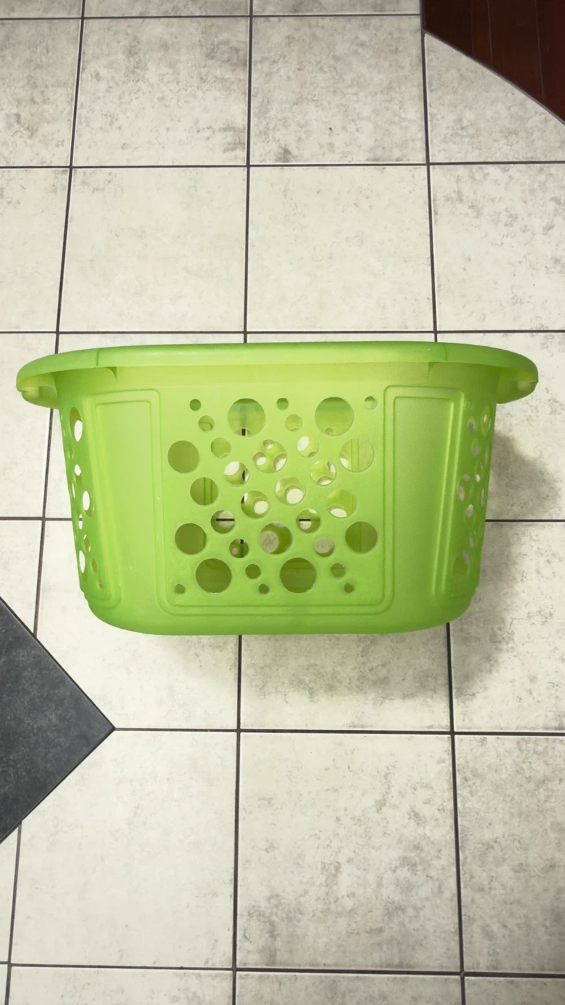 Lime Green Laundry Basket (great condition) - photo 2