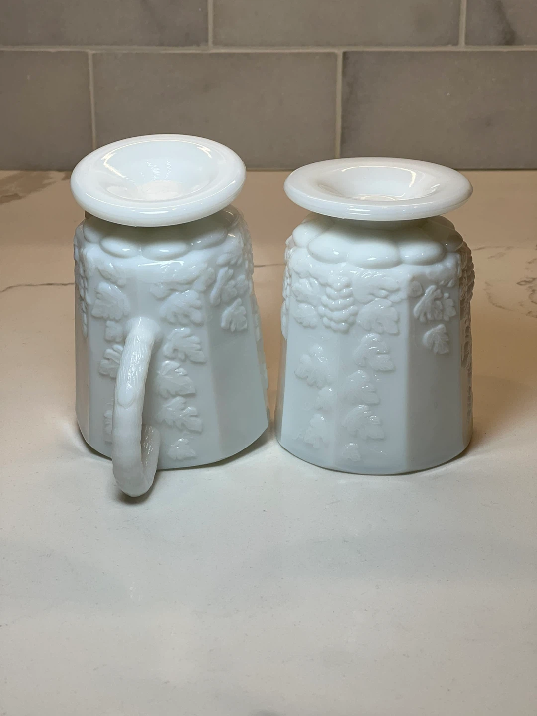 Vintage Westmoreland Glass Sugar Bowl & Creamer Set - photo 5