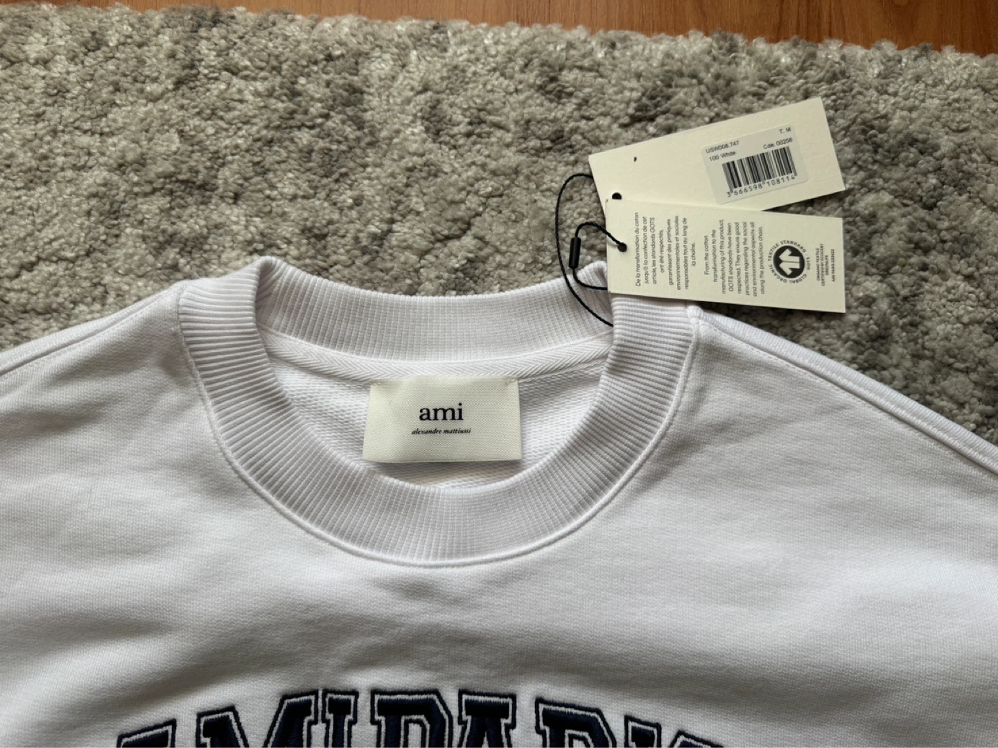 AMI Paris Crewneck Sweatshirt - photo 2