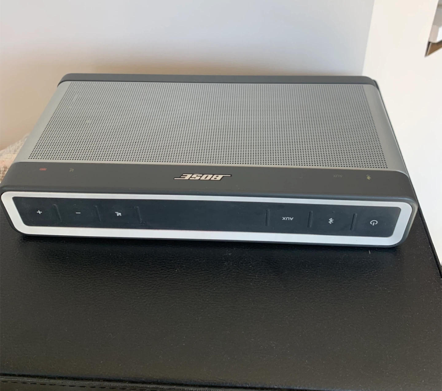 Bose SoundLink Bluetooth Speaker III - photo 4