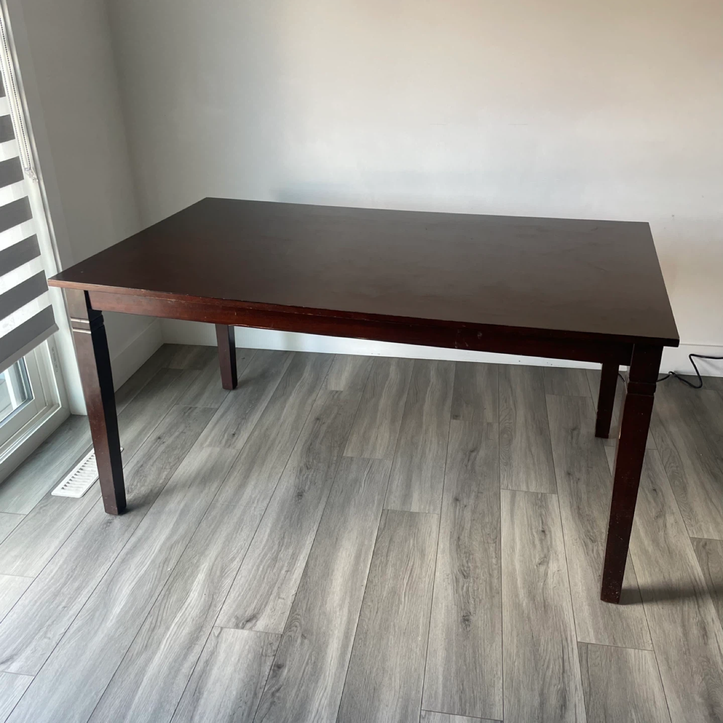 Dining Table & Chairs - photo 2