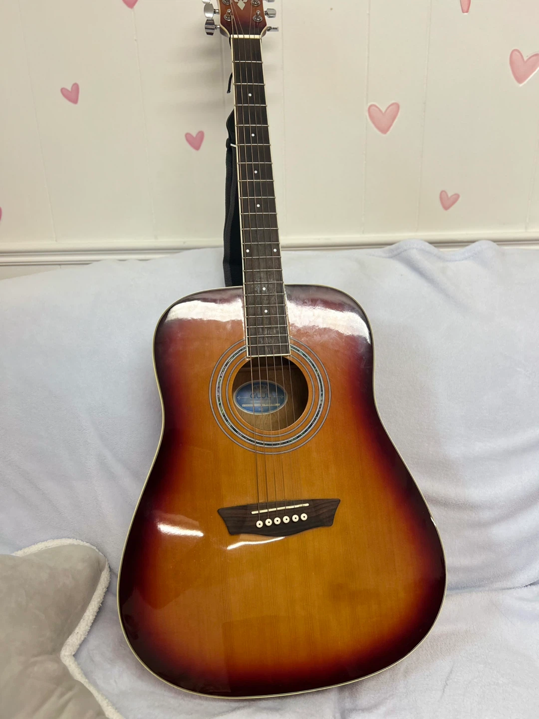 Acoustic Guitar - Sunburst