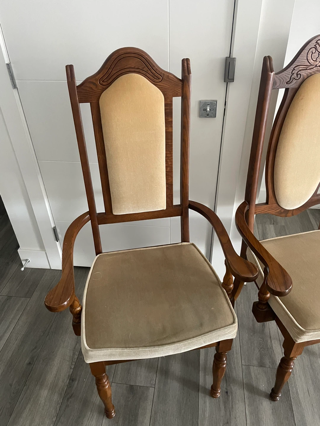 Vintage Chairs - photo 3