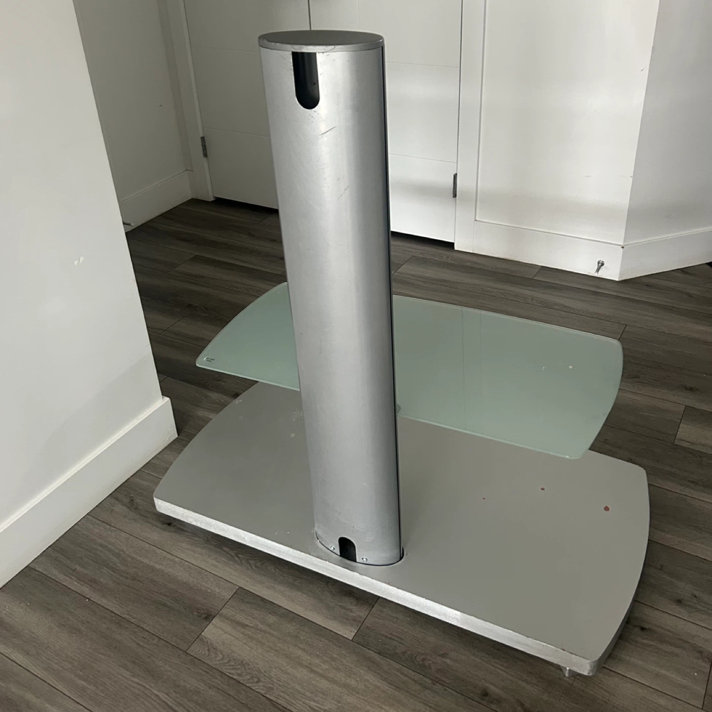 TV Stand - photo 5