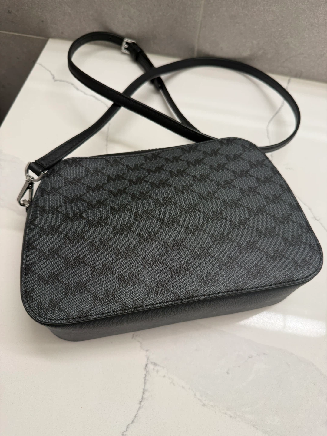 Michael Kors Black Saffiano Leather Crossbody Purse - photo 3