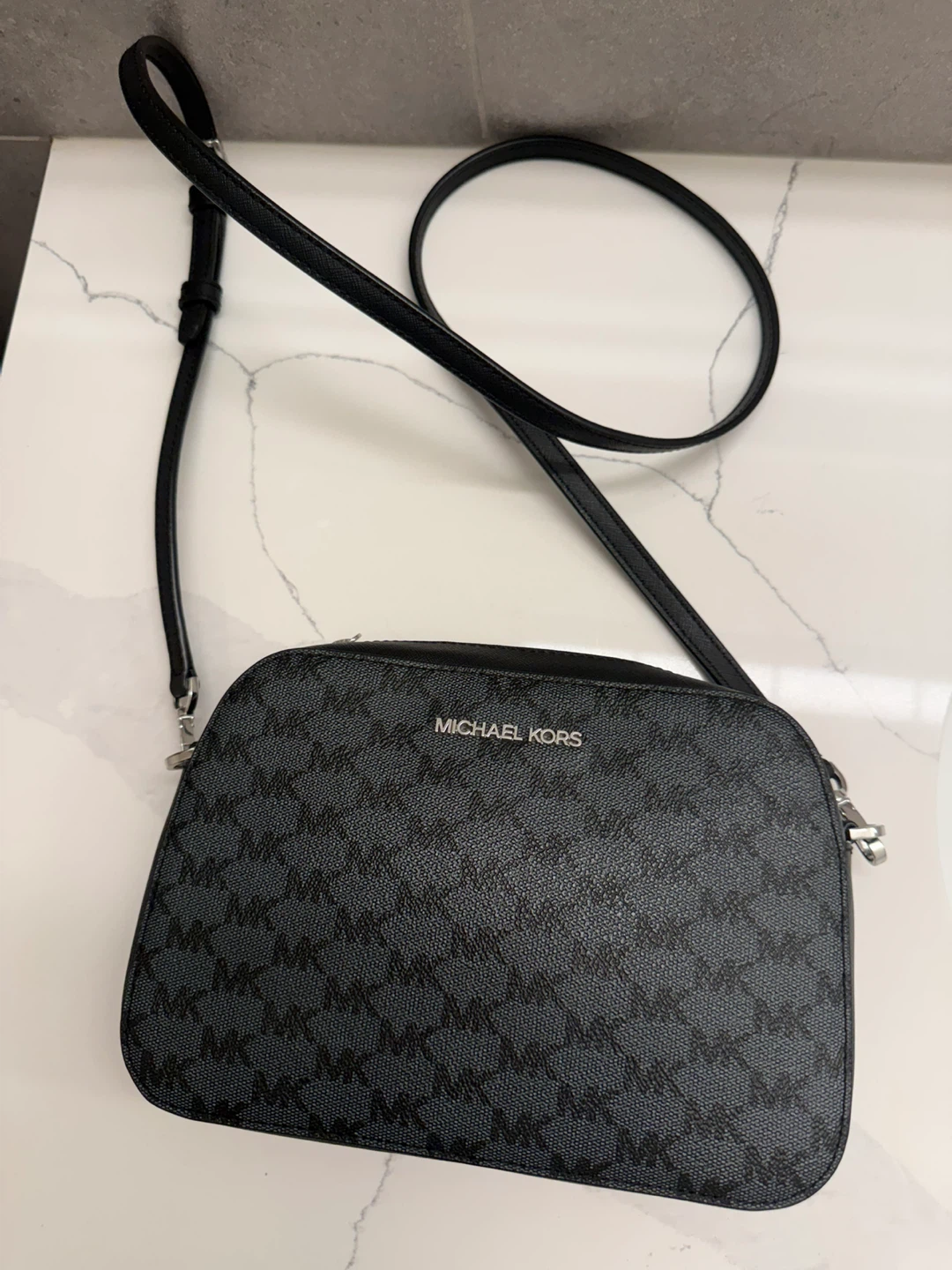 Michael Kors Black Saffiano Leather Crossbody Purse - photo 2