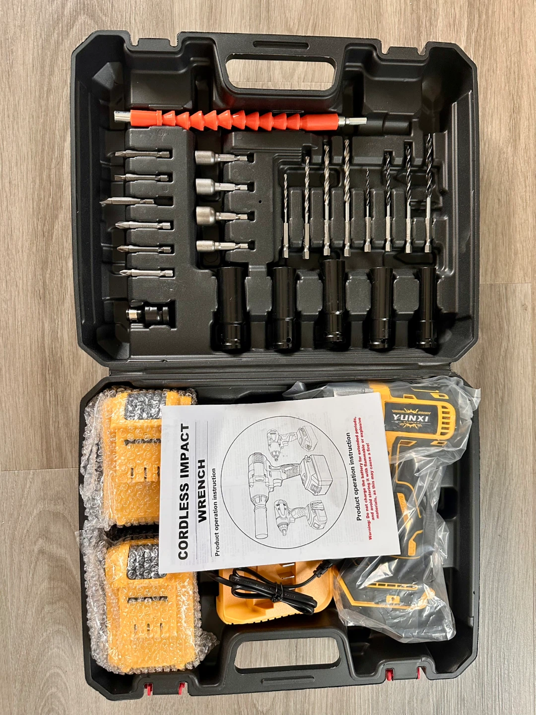 YUNXI Cordless Impact Wrench Kit with 2 Batteries - photo 3