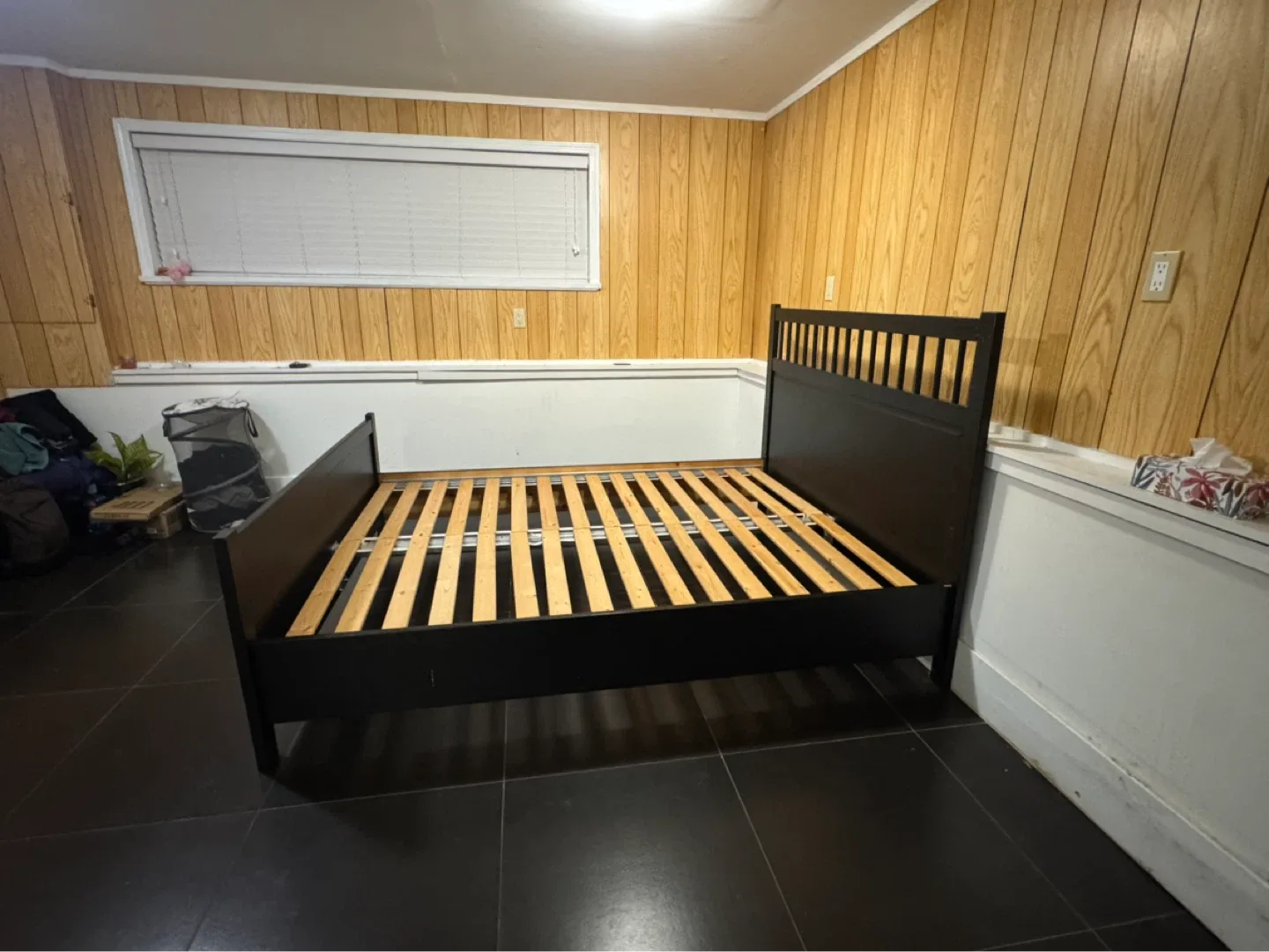 Queen size bed
