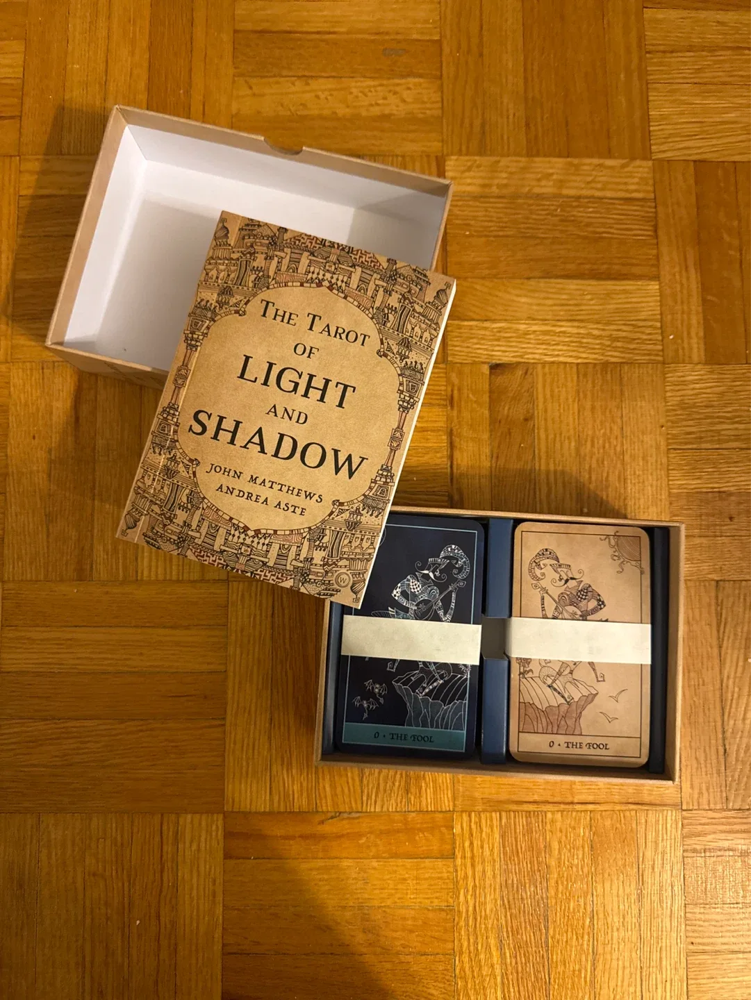 Tarot Cards The Tarot of Light and Shadow - photo 2