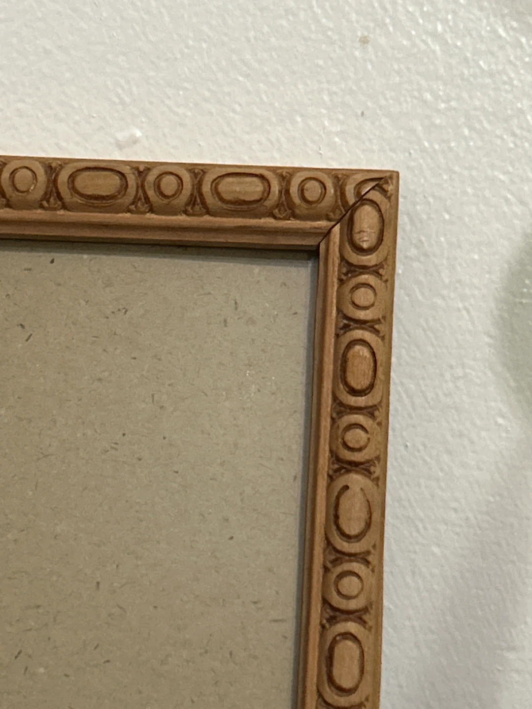Wooden Photo Frame with Engraved Detail - photo 2