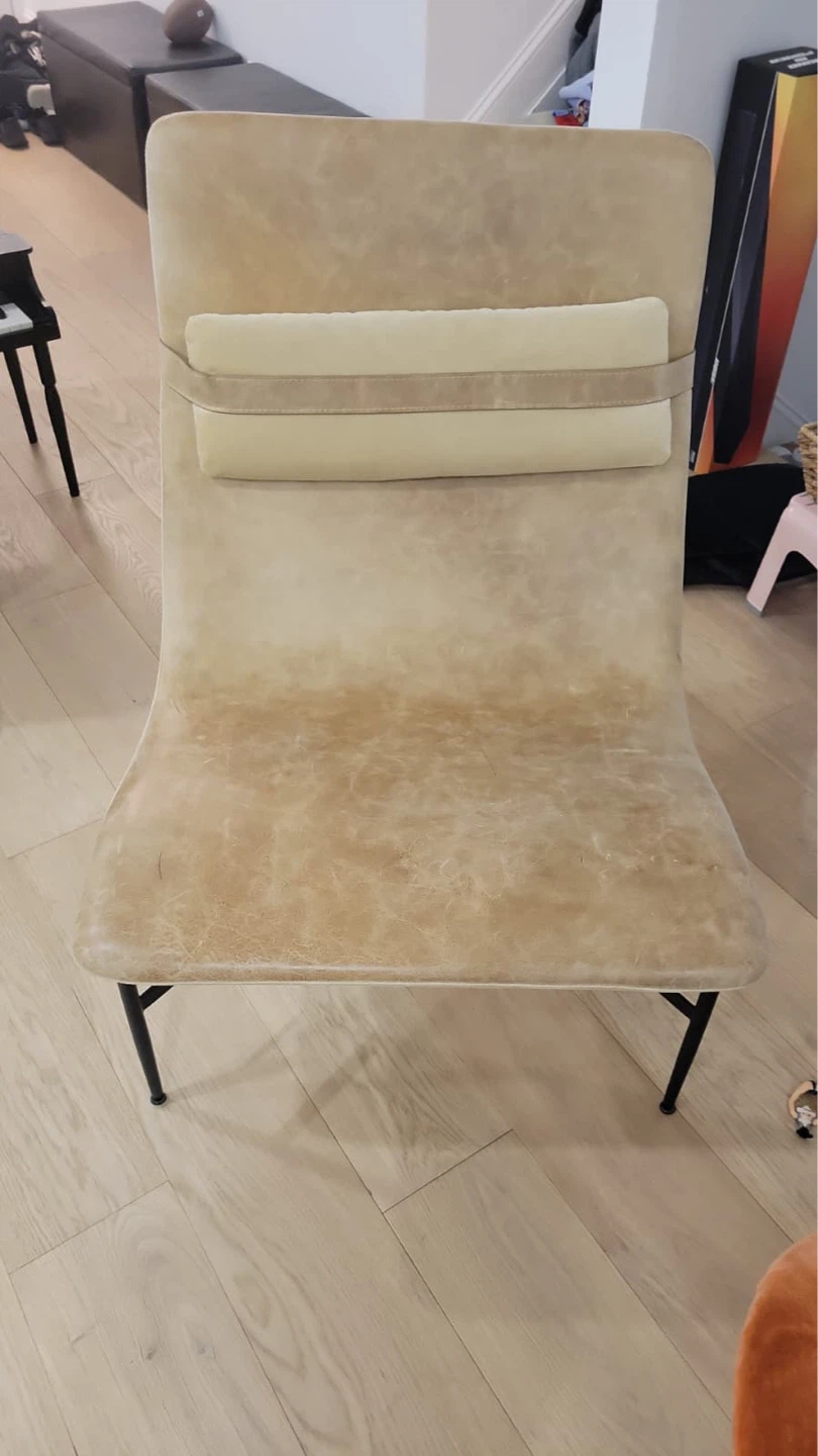 Blu Dot Deep Thought Leather Lounge Chair ( use )