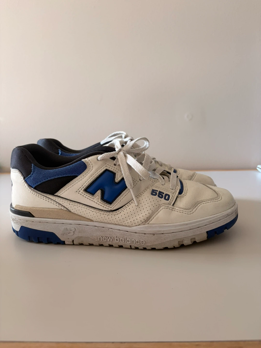 New Balance 550 White Blue Sneakers- Size 9.5 men’s - photo 2