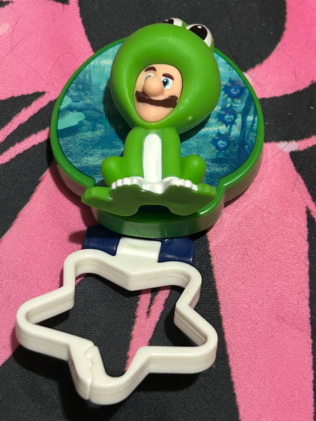 Mario Frog Suit Figure with Star Keychain