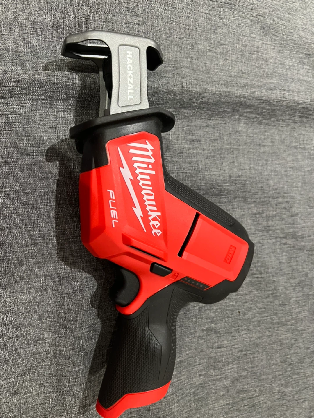 ( NEW ) Milwaukee M12 Fuel