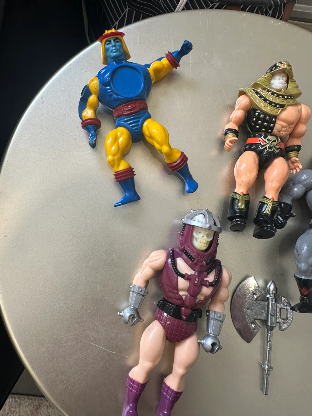 Vintage 80s He-Man Style Action Figure Lot w/ Weapons - photo 4