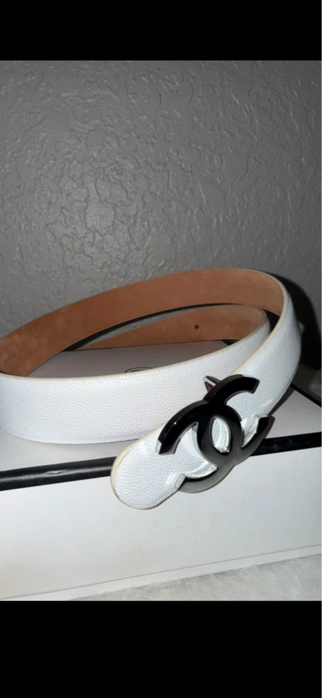 White Chanel Belt with CC Logo Buckle - photo 2