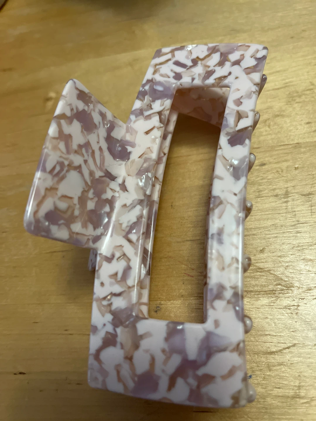 Tortoiseshell Hair Claw Clip - photo 2