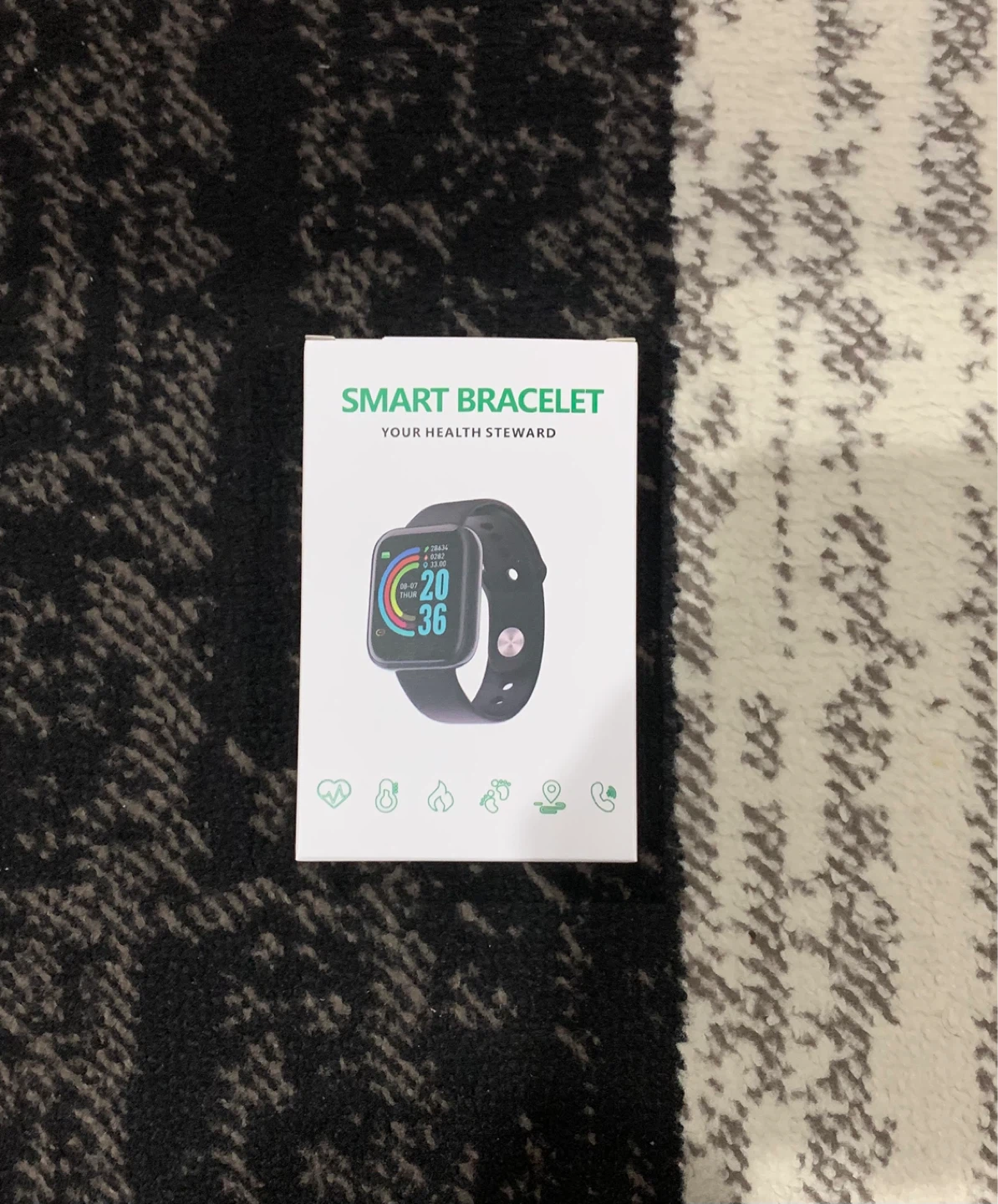 New Smart Watch (buy 1 get 1 free)