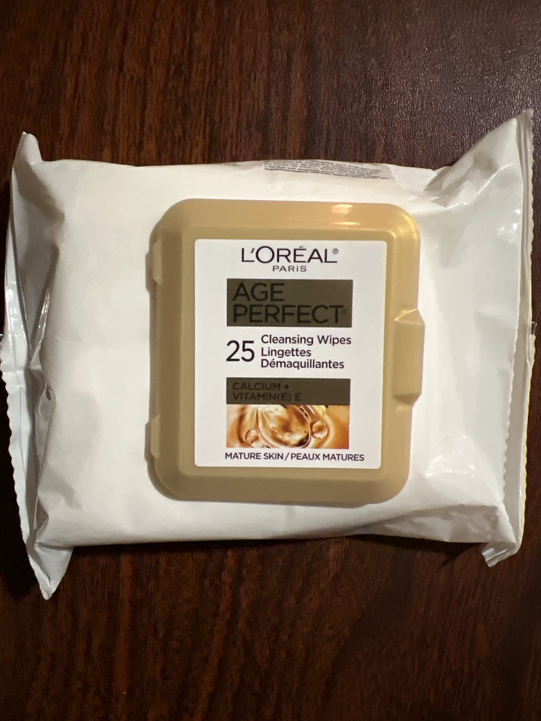 L'Oréal Age Perfect Cleansing Wipes - 25 Count