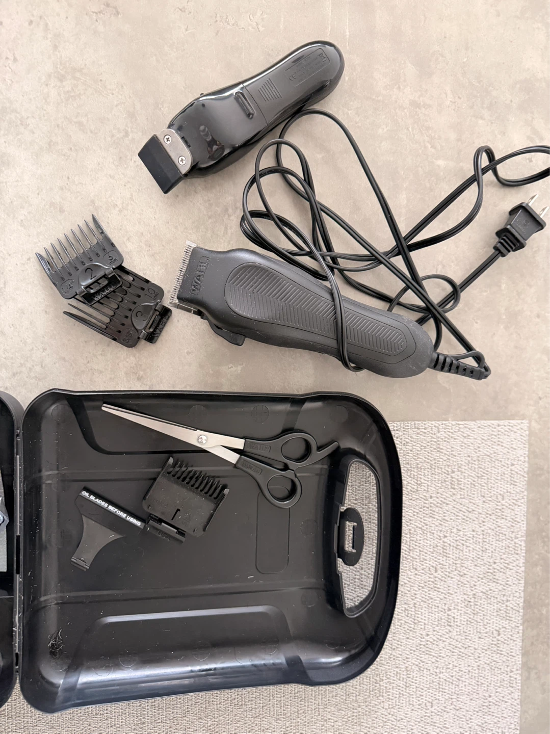 Wahl Professional Hair Clipper Kit with Case