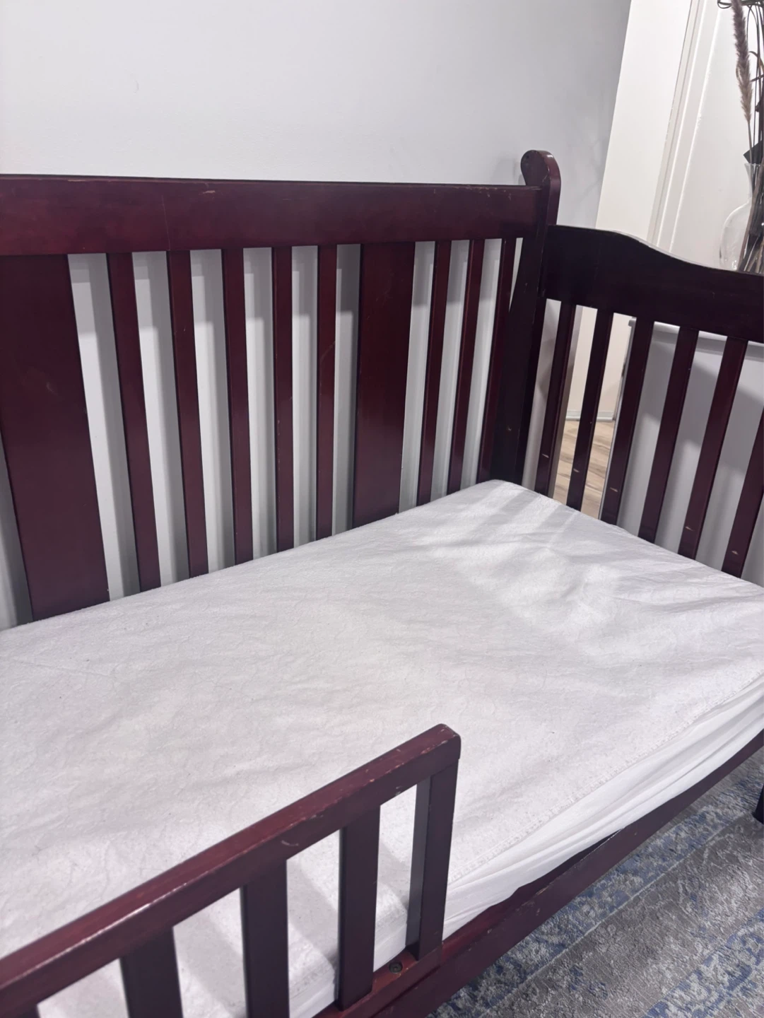 Convertible Crib - photo 4