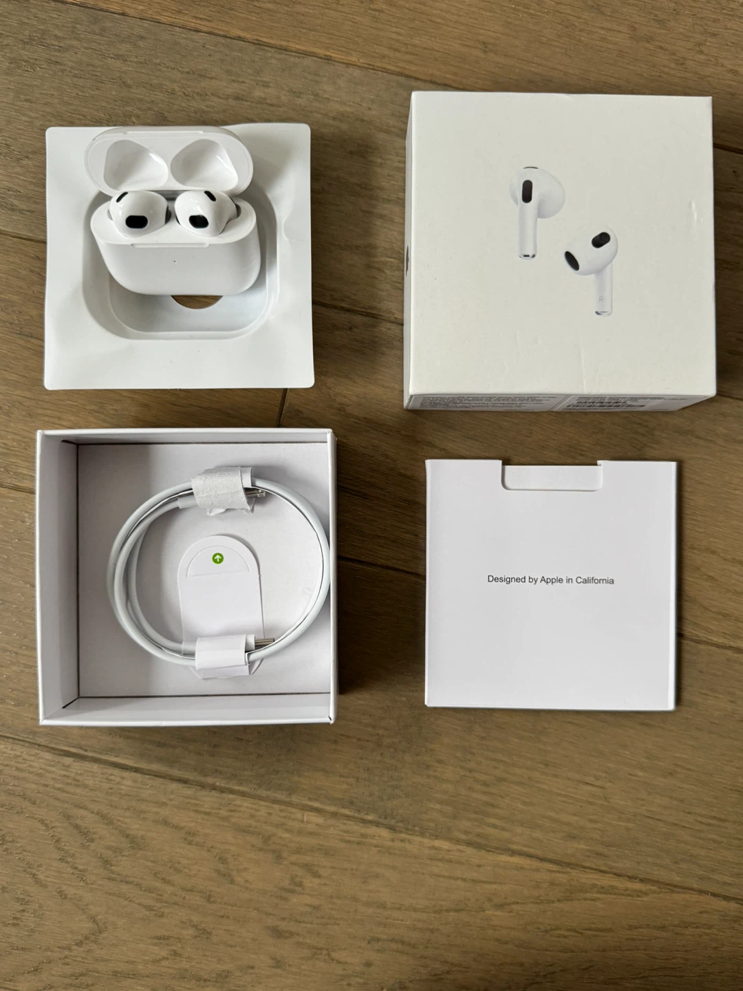 Apple AirPods (3rd generation) with MagSafe Charging Case - photo 3