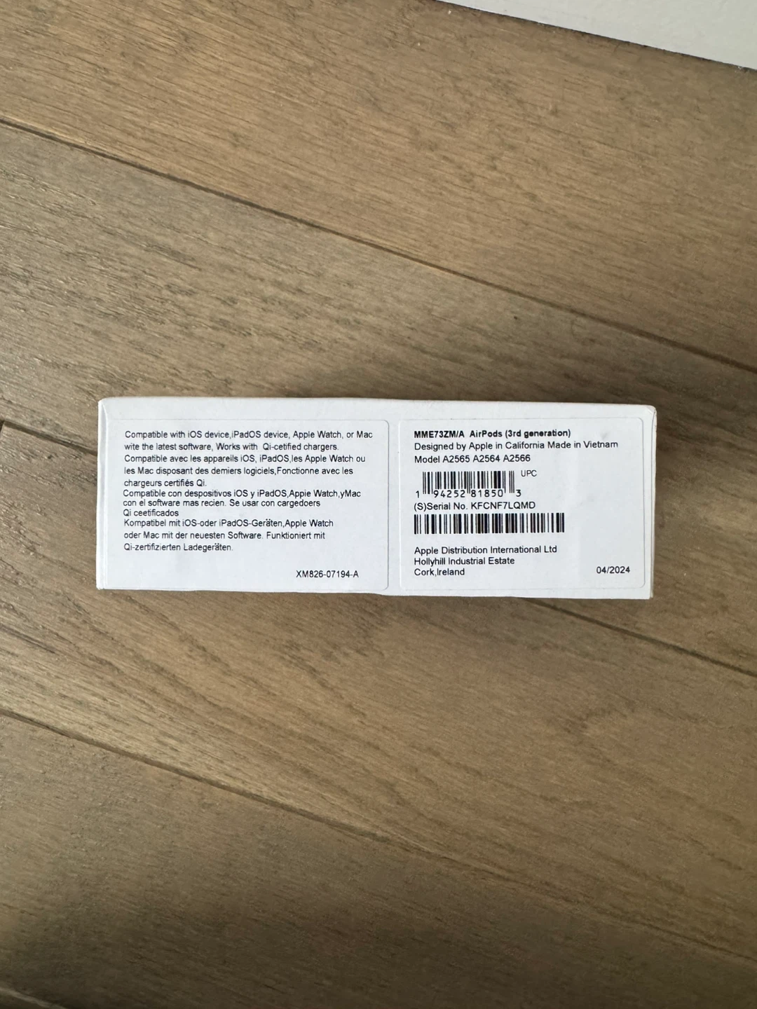 Apple AirPods (3rd generation) with MagSafe Charging Case - photo 4
